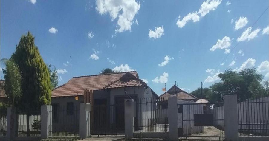 3 Bedroom Property for Sale in Kuruman Northern Cape